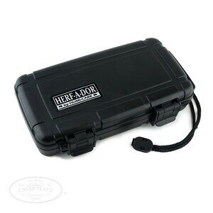 Travel Cigar Humidor Air Water Tight Crush Proof X5 Stick Herf-A-Dor Humidi-Care